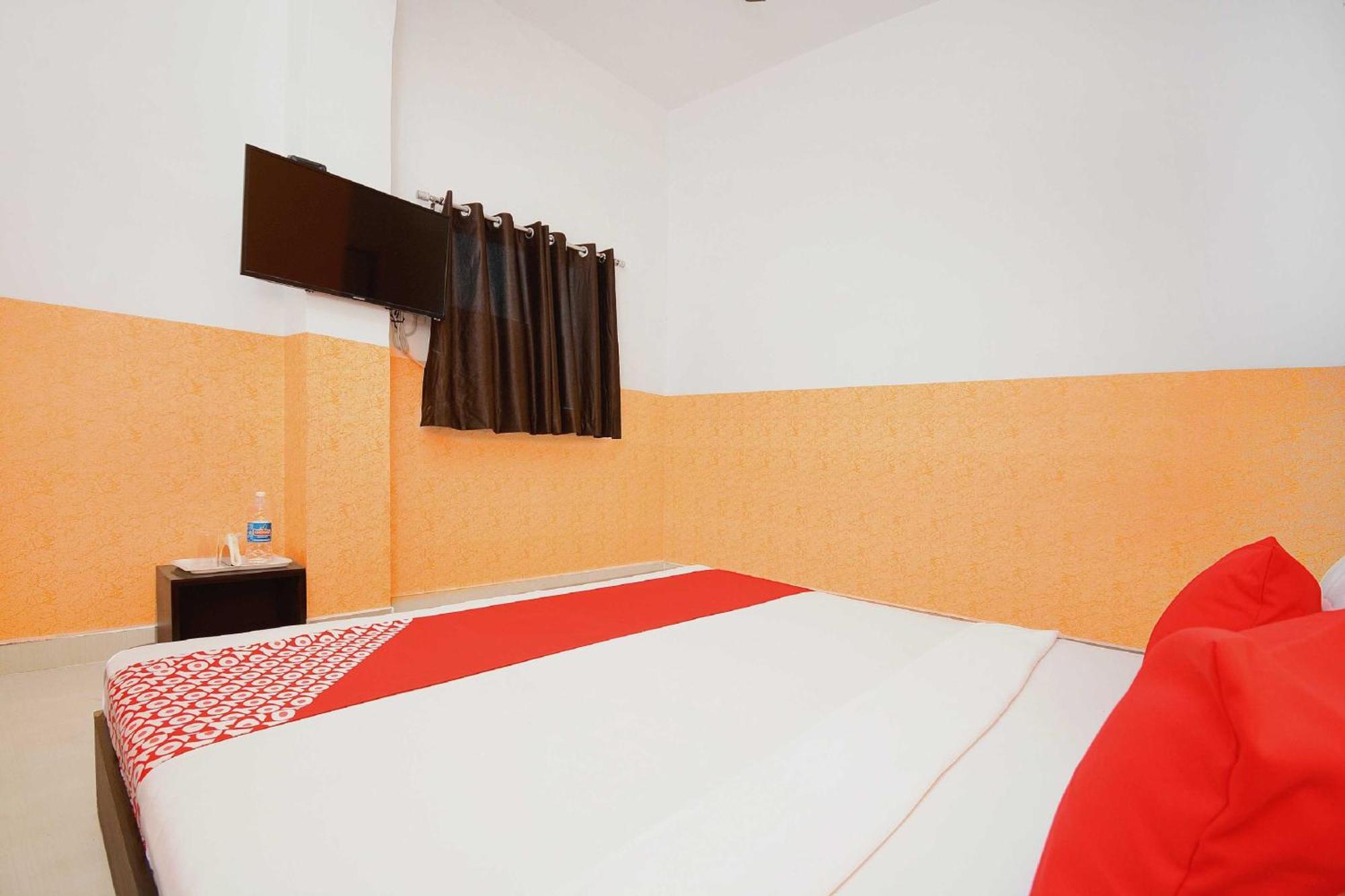 Hotel O Park View Bhiwani Exteriör bild