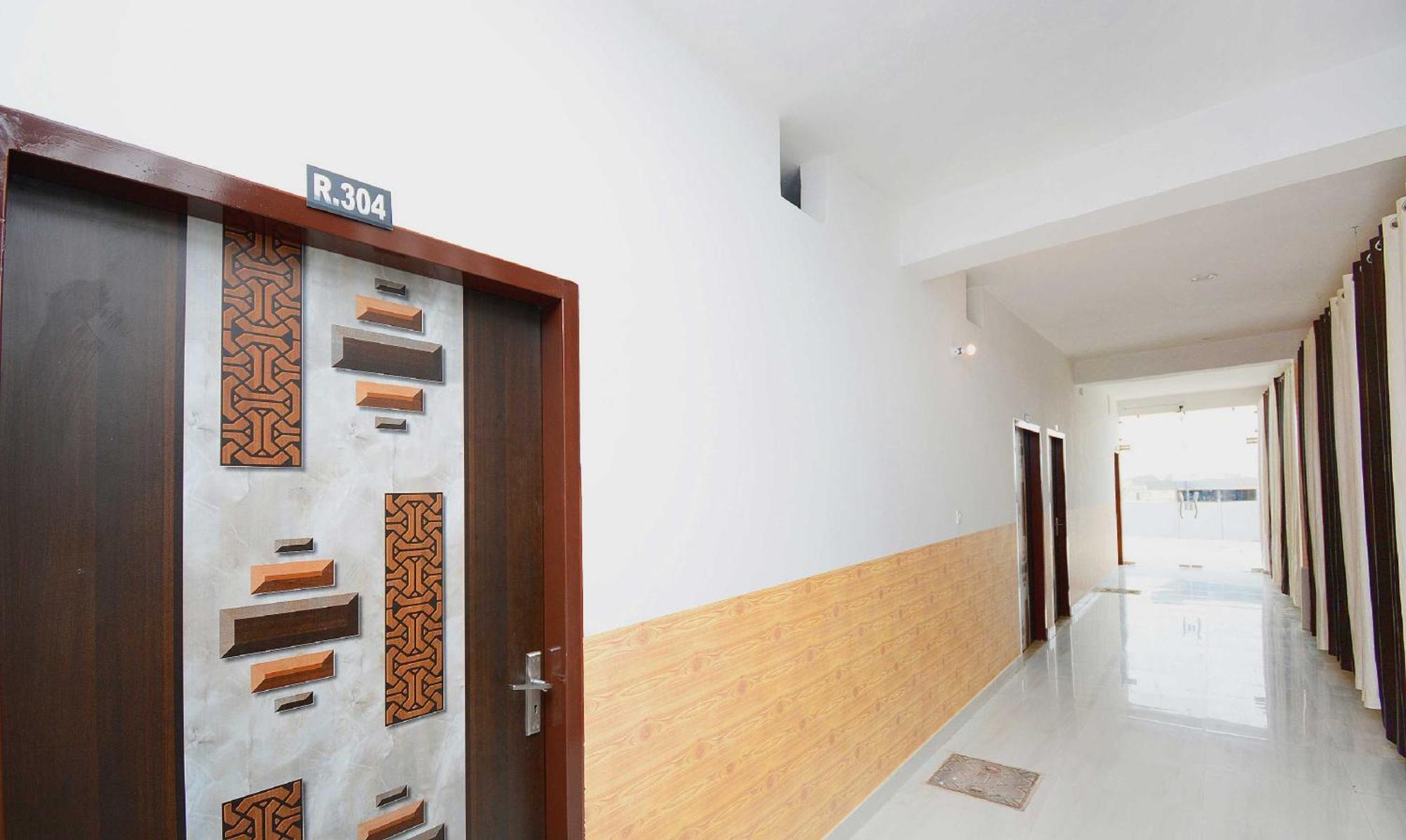 Hotel O Park View Bhiwani Exteriör bild