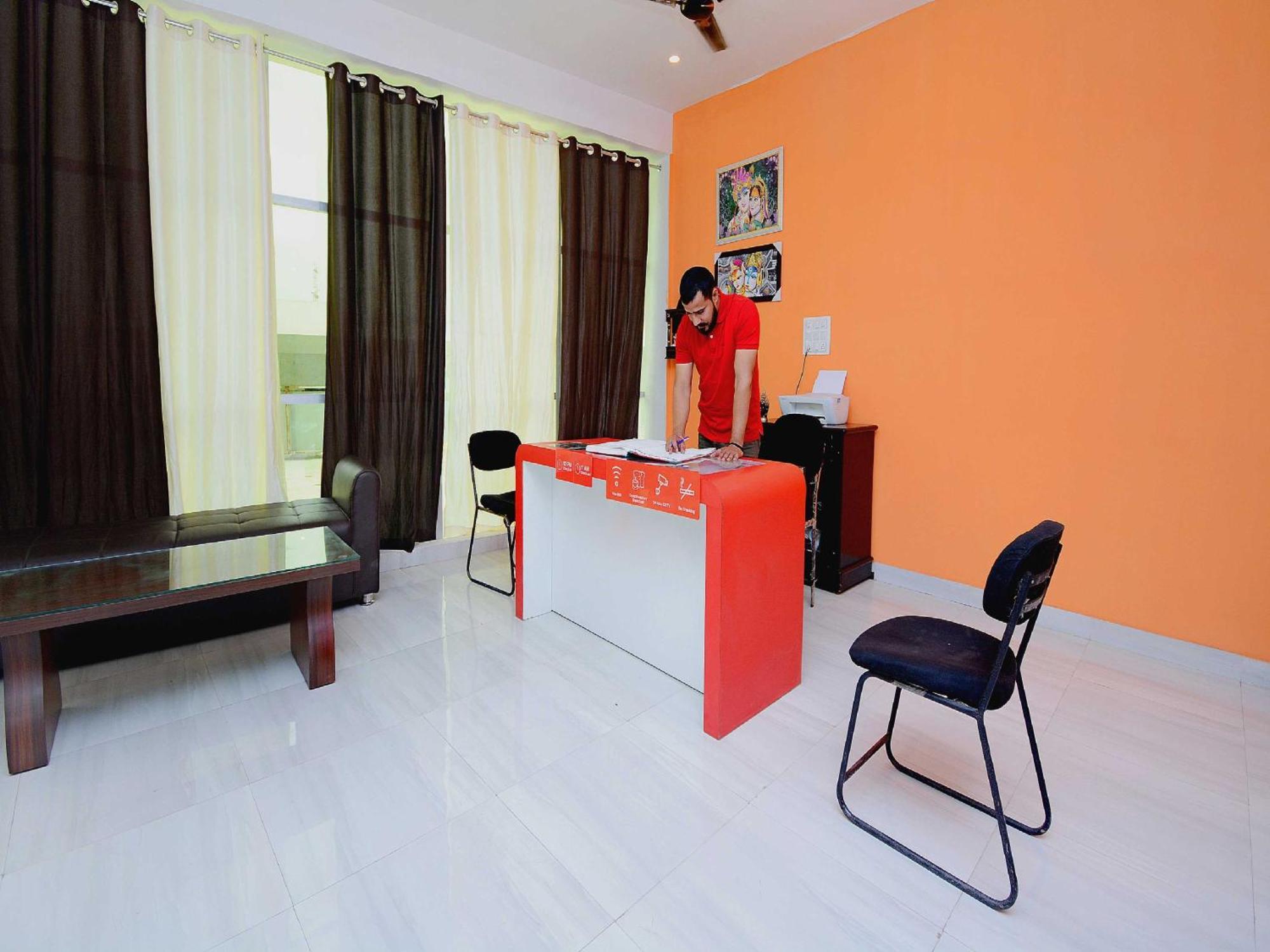 Hotel O Park View Bhiwani Exteriör bild