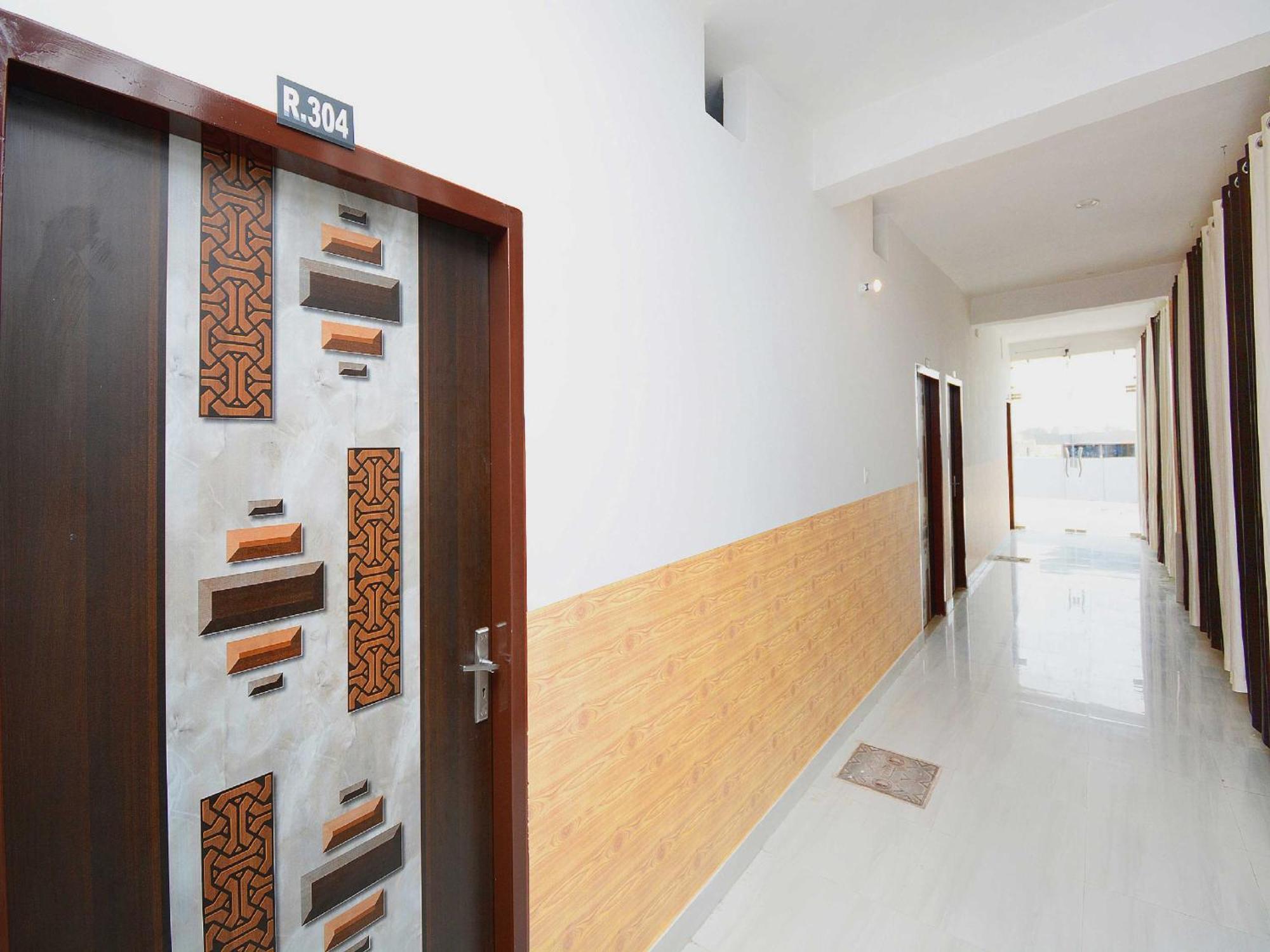 Hotel O Park View Bhiwani Exteriör bild