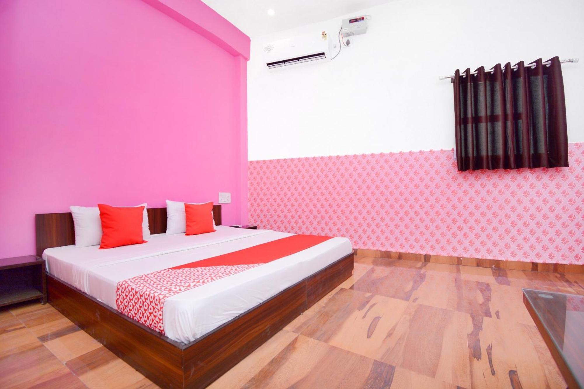 Hotel O Park View Bhiwani Exteriör bild