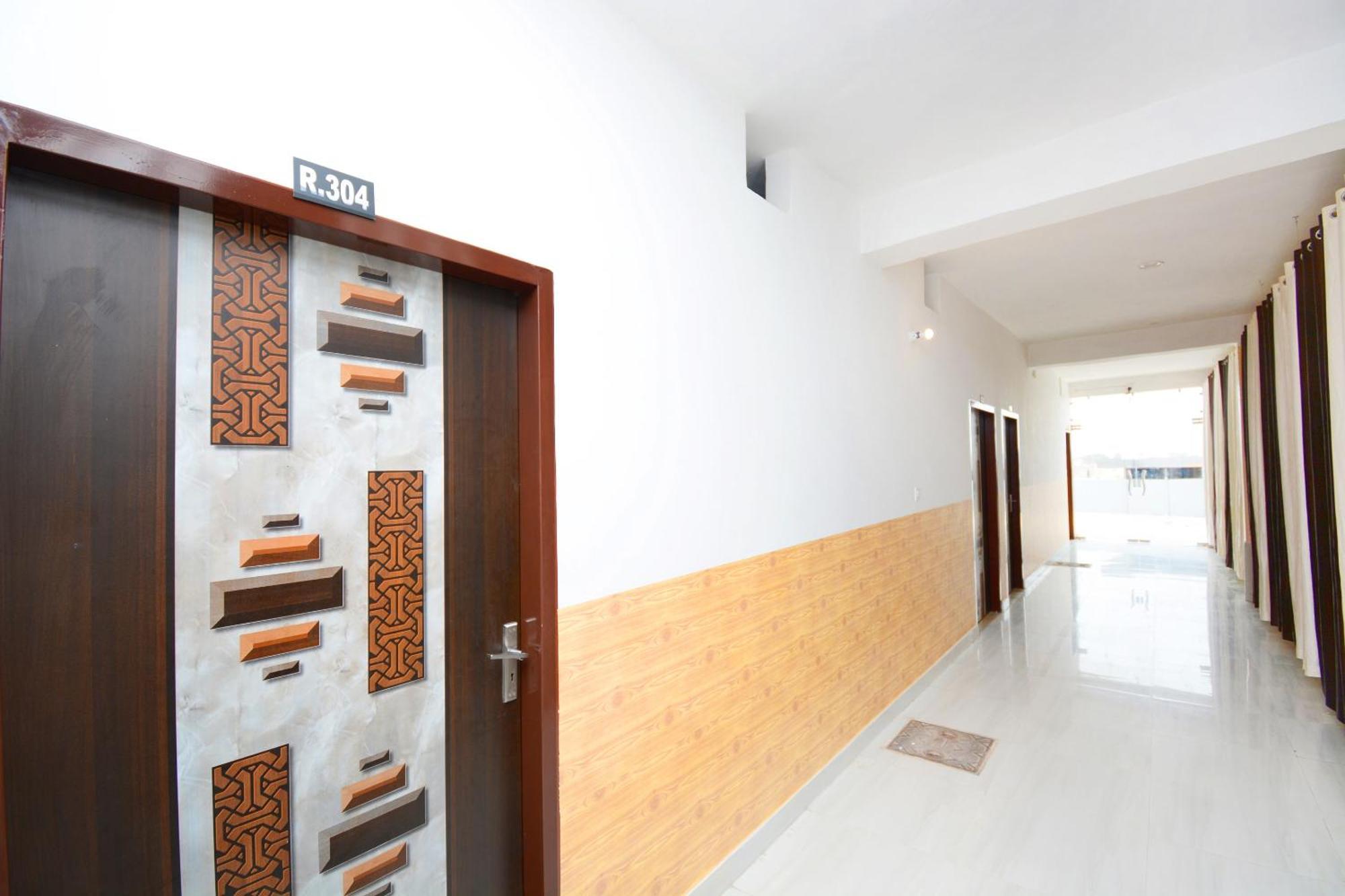 Hotel O Park View Bhiwani Exteriör bild
