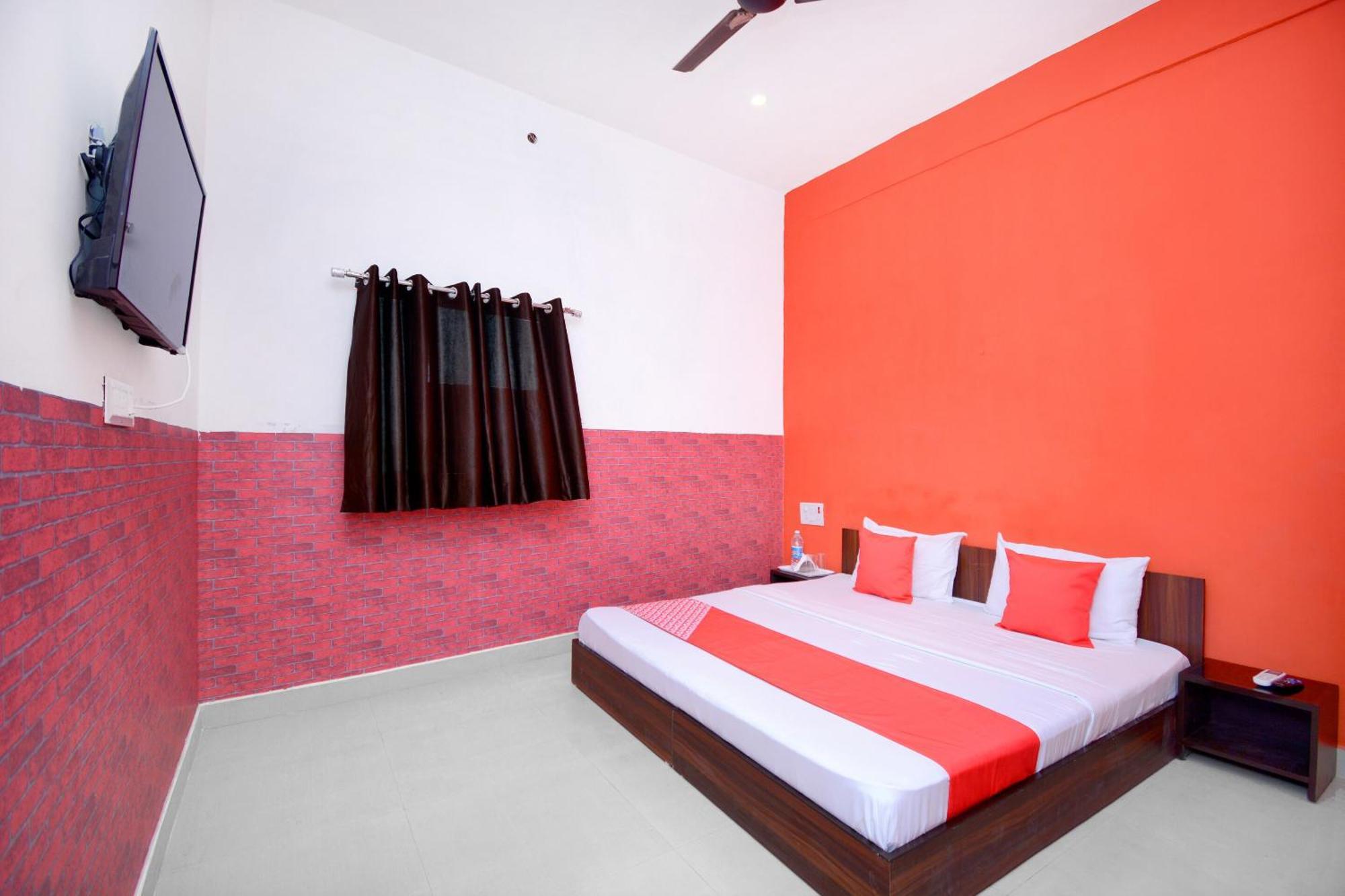 Hotel O Park View Bhiwani Exteriör bild
